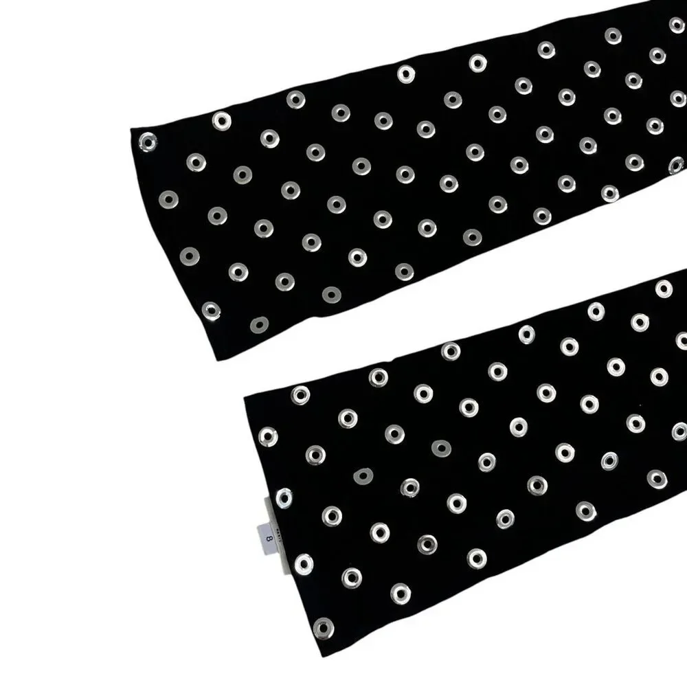 ALAÏA Eyelet Gloves in Noir & Argent‎